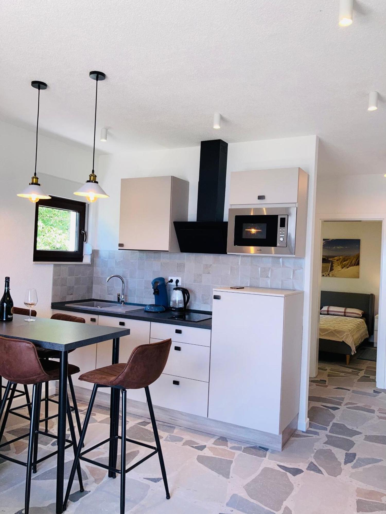 Emmi Apartments Marusici  Eksteriør bilde